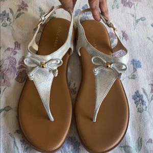 Cole Haan Findra Thong Sandal Silver Shimmer